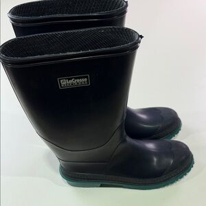 LaCrosse Navy Boots with Teal Soles Size 6